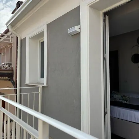 Διαμέρισμα Nali 2 *